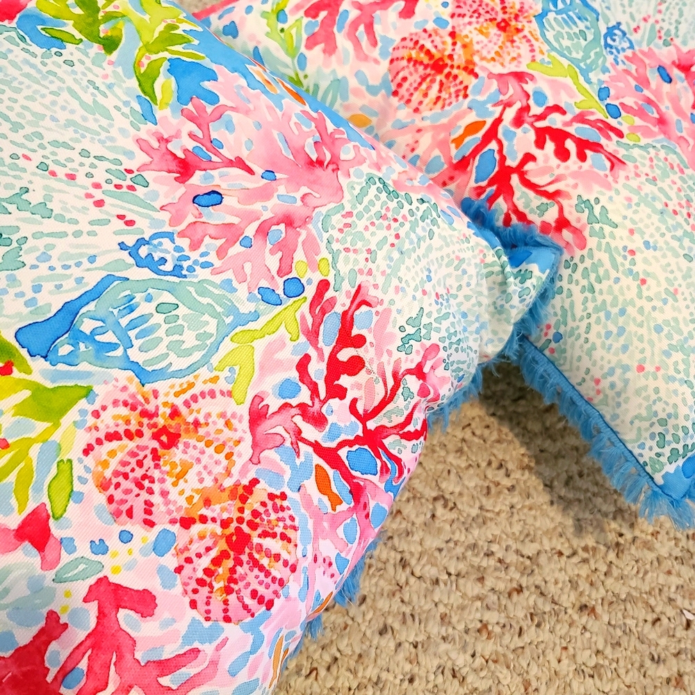 Set of 2 lilly pulitzer pillows coral design